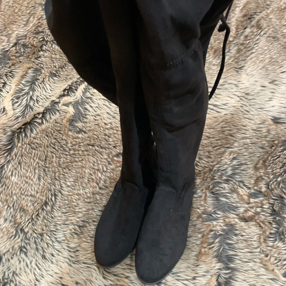 No Boundaries Women's Black Faux Suede  Over the Knee Boots Size 7 1/2 NWOT